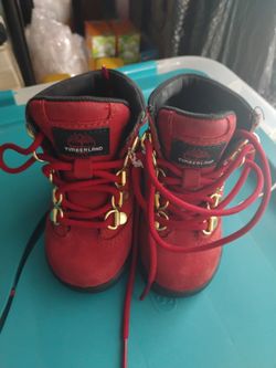 Pair of boots