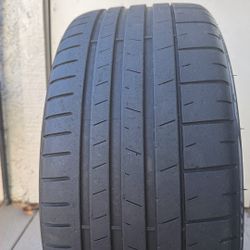 Pirelli PZERO PZ4. 245/30/20