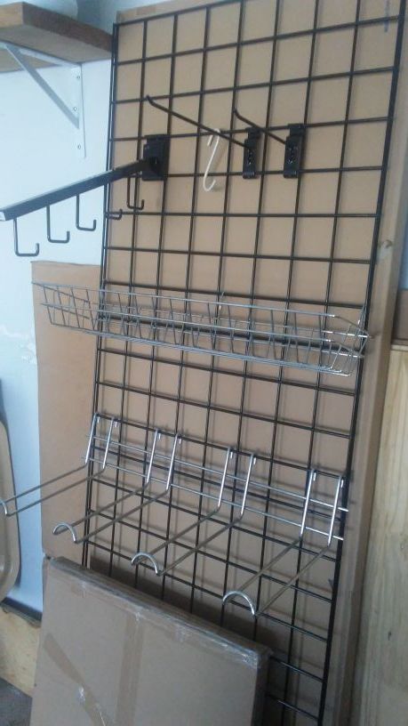 Uline Retail Grid Wall & Accessories