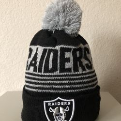 Las Vegas Raiders New Era Knit Pom Beanie (OSFM)