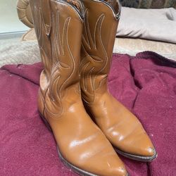 Woman’s Leather Cowboy Boots Size 8