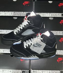 Jordan 5’s Metallic