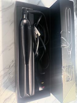Hair straightener