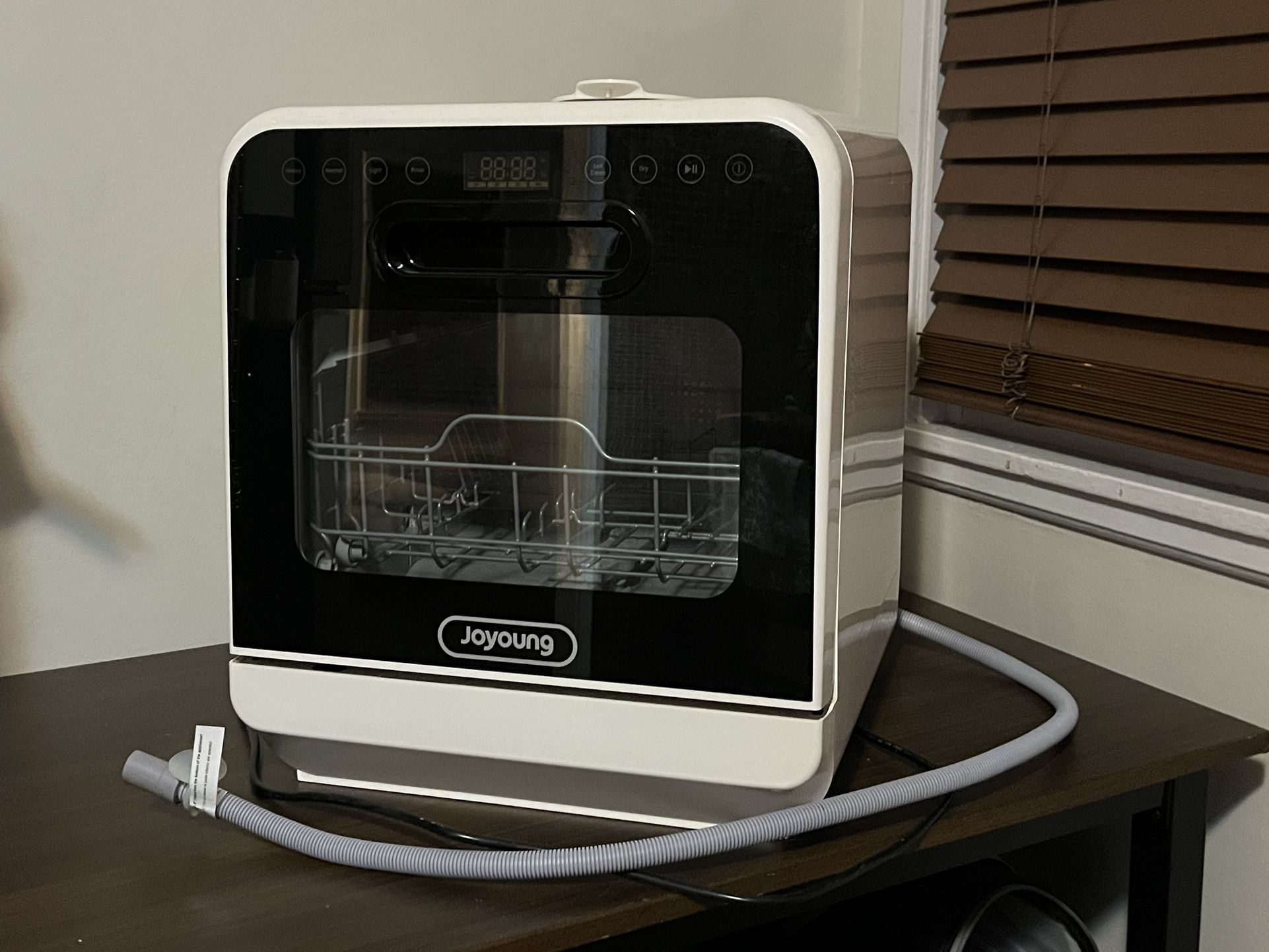 Portable Countertop Dishwasher for Sale in Brooklyn, OH OfferUp