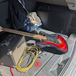 Yamaha Electric Guitar With Amplifier 