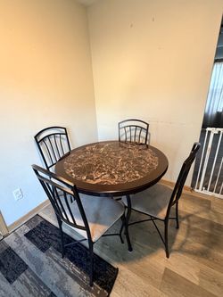 Dining set