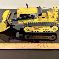 Vintage 1960’s Rinks Yellow Construction Trencher/Loader