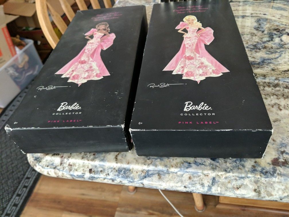 Rose Splendor Barbie Pink Label Black And White Barbie. Toys