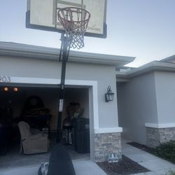 Spalding Basketball Hoop