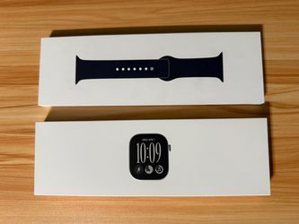 Apple Watch Series 12 - (42mm)