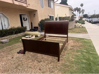 Sleigh Bed for sale