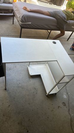 Computer desk