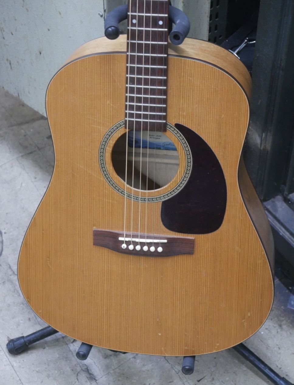 Seagull acoustic guitar 29396 S6 Original pre owned 881999-1