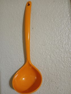 BRAND NEW ORANGE PLASTIC SOUP LADLE