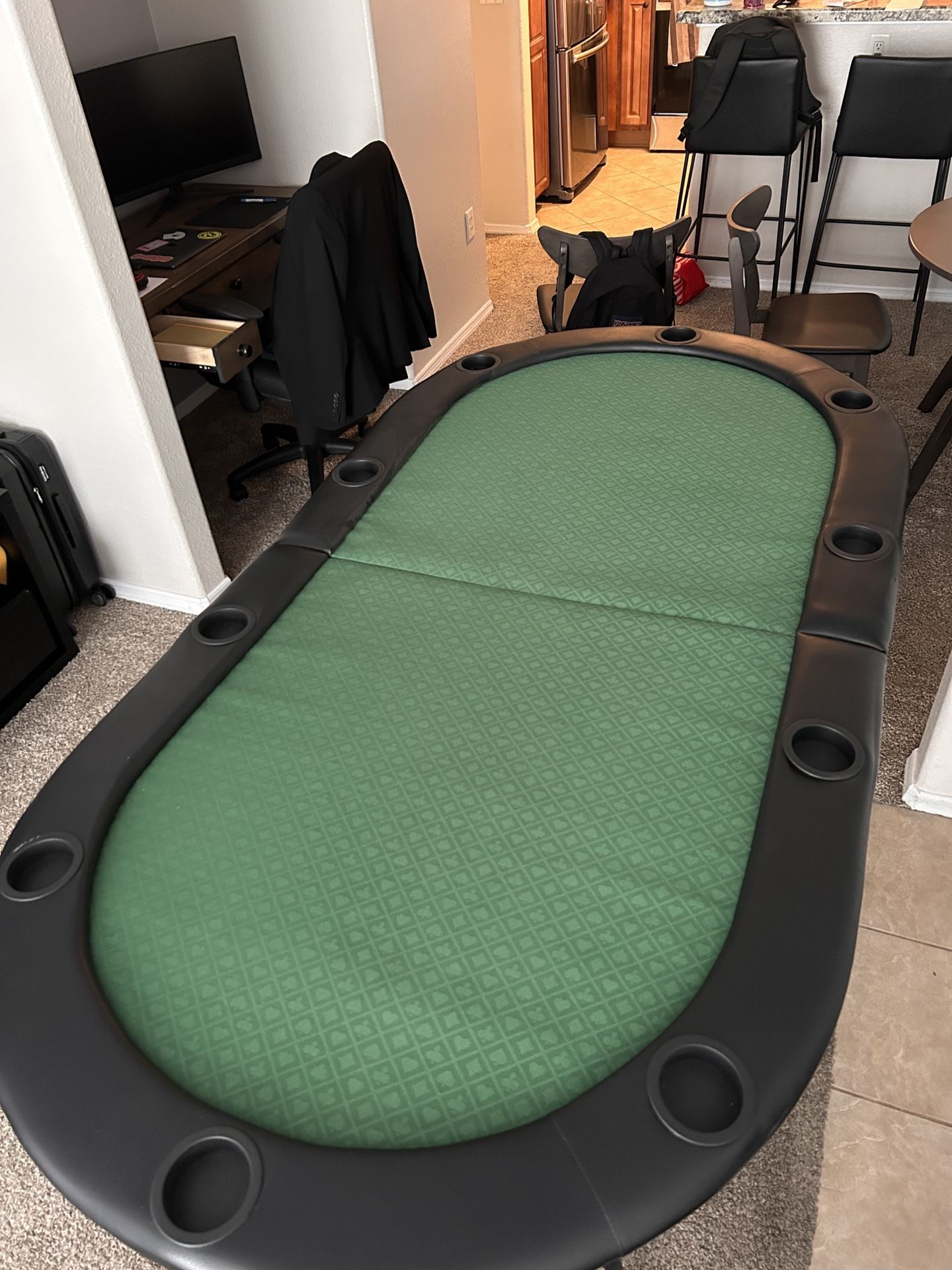 Poker Table