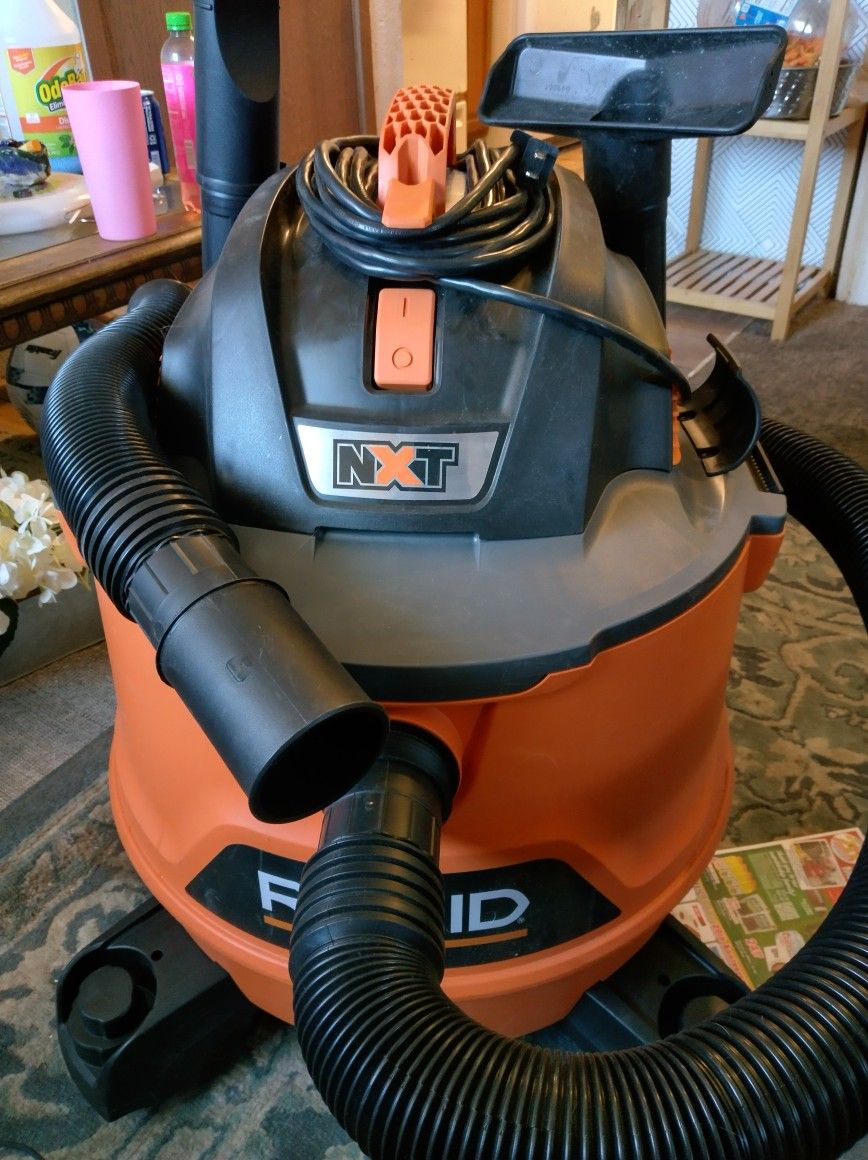 Rigid 14 Gallon Wet Dry Shop Vac