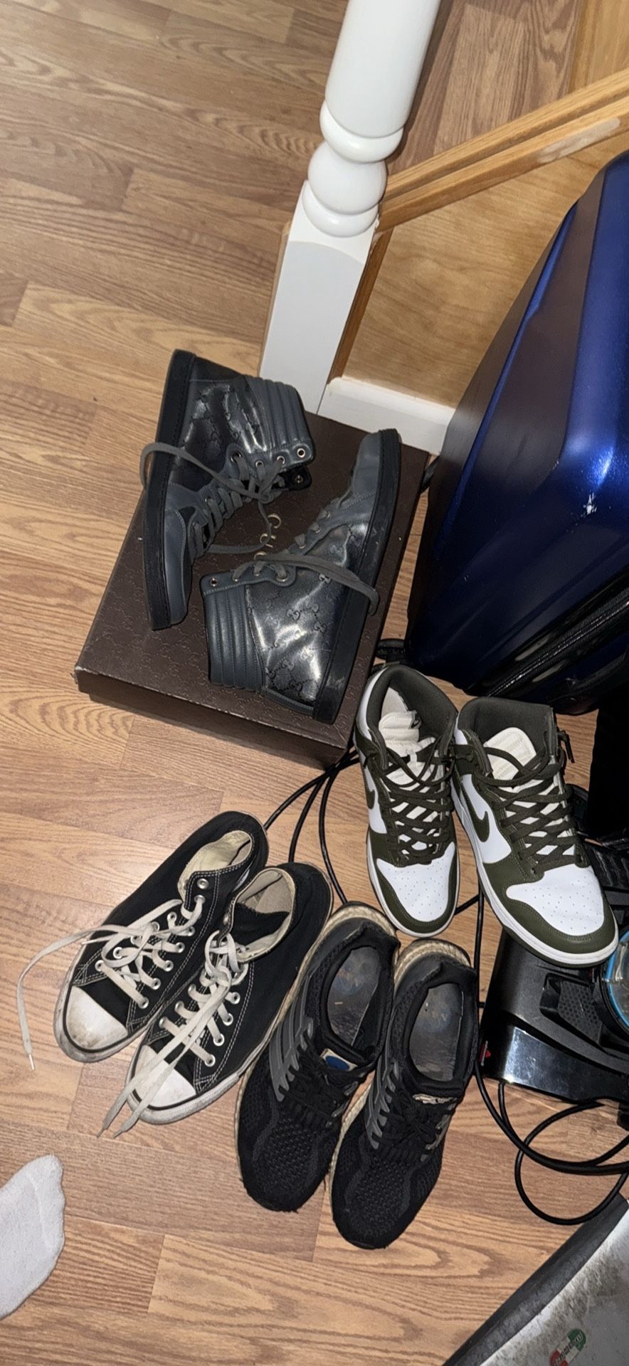 MENS SNEAKERS SIZE 9.5-11