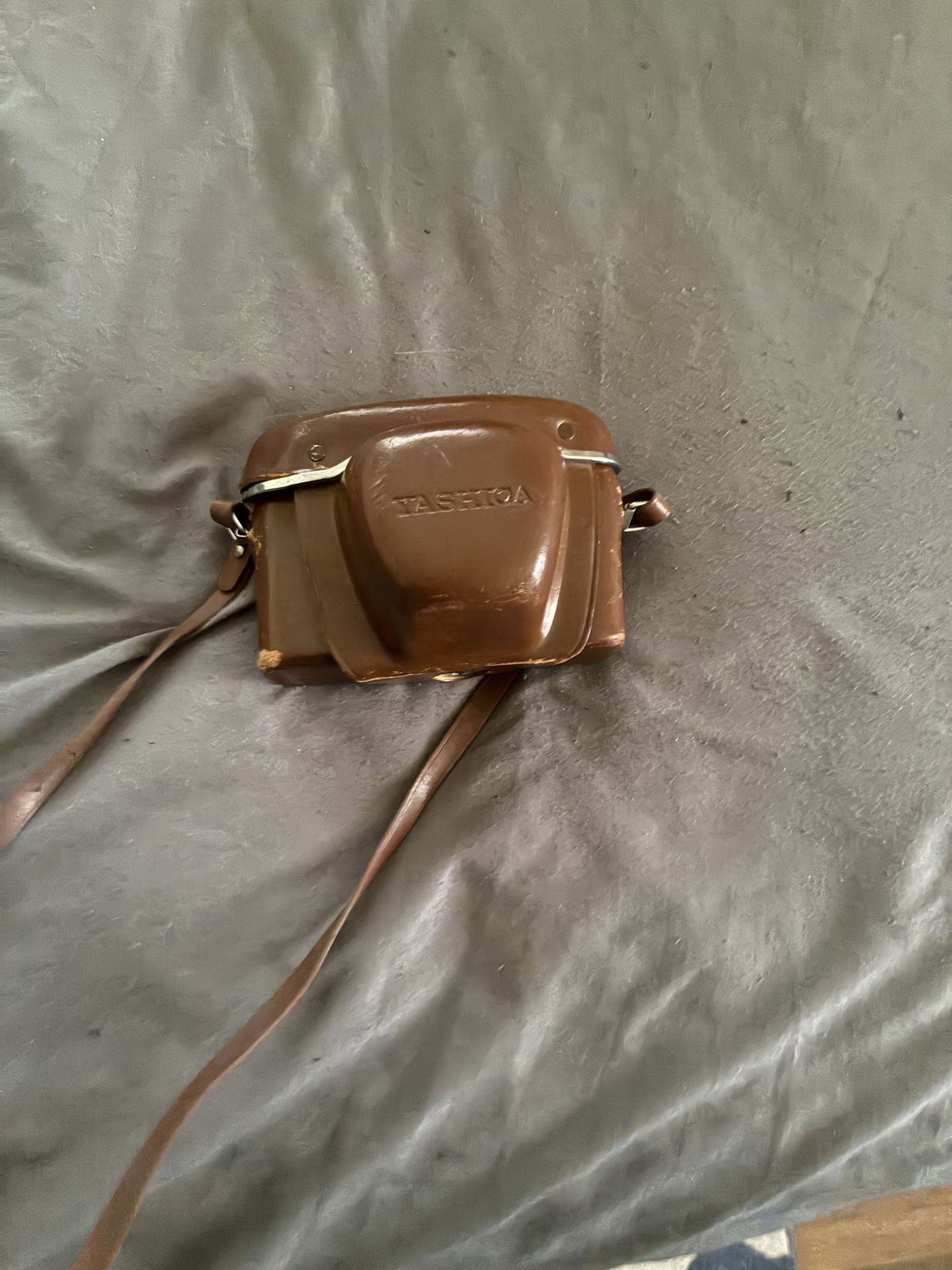 Yashica Lynx 35mm Camera With Leather Case $180