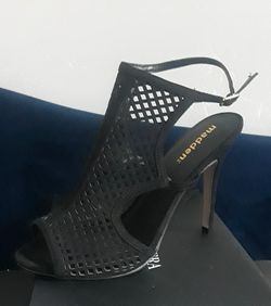 Madden Heels🖤❤