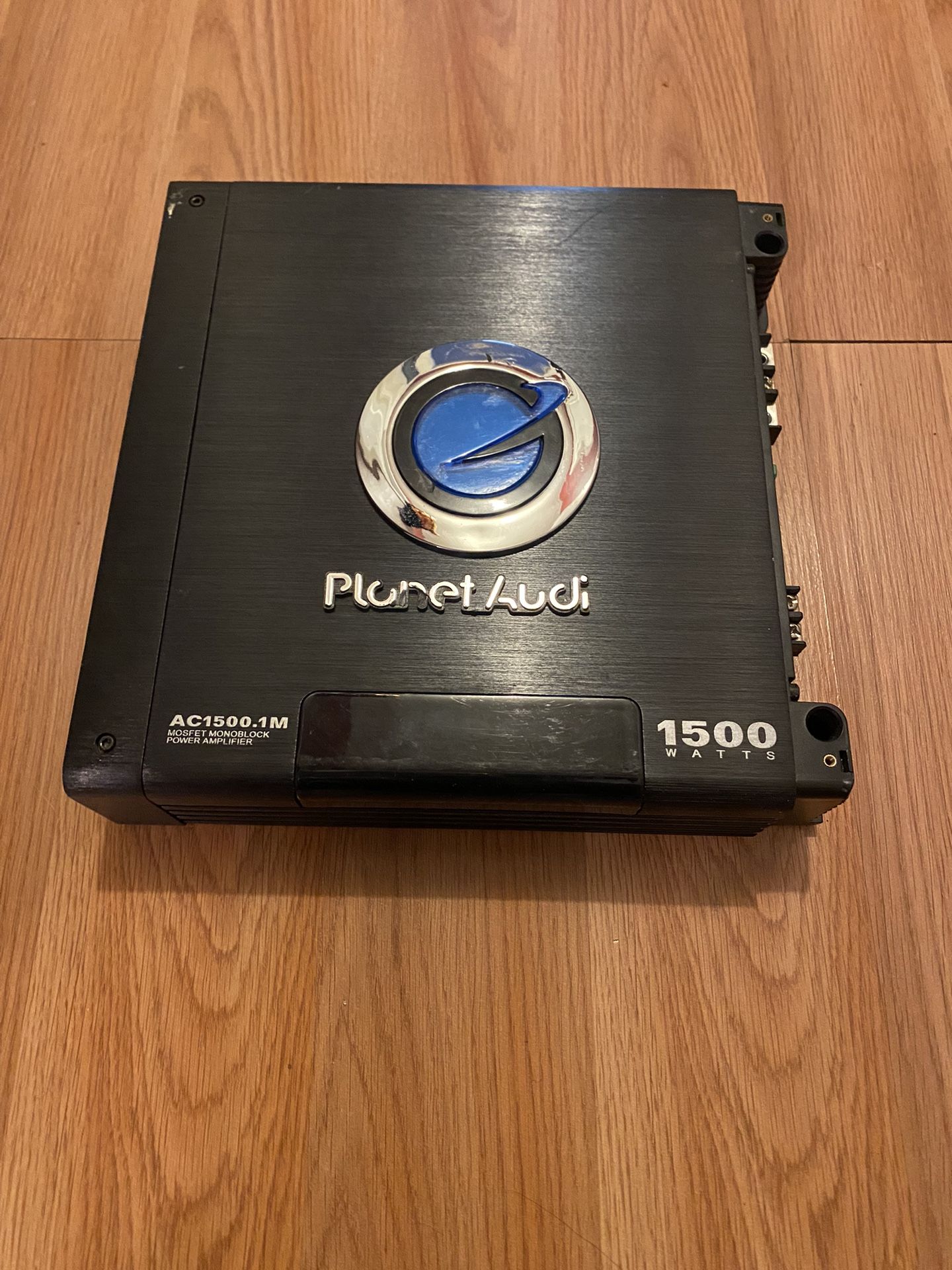 Planet Audio  Amplifier 1500 Watt MOSFET Monoblock