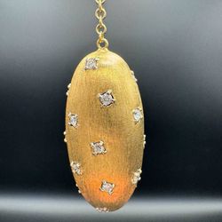 18k solid yellow gold 0.85CTW Diamond Modern brushed oval cable on 10” chain 8.9 grams
