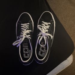 Converse low never worn