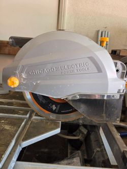 Chicago Tools electric tile cutter