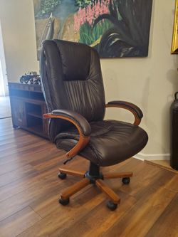 Executive Chair