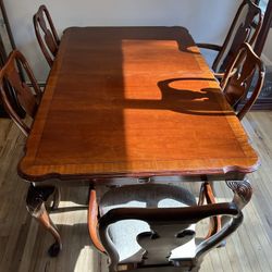 1980s Knob Creek Queen Anne dining room table and matching china cabinets