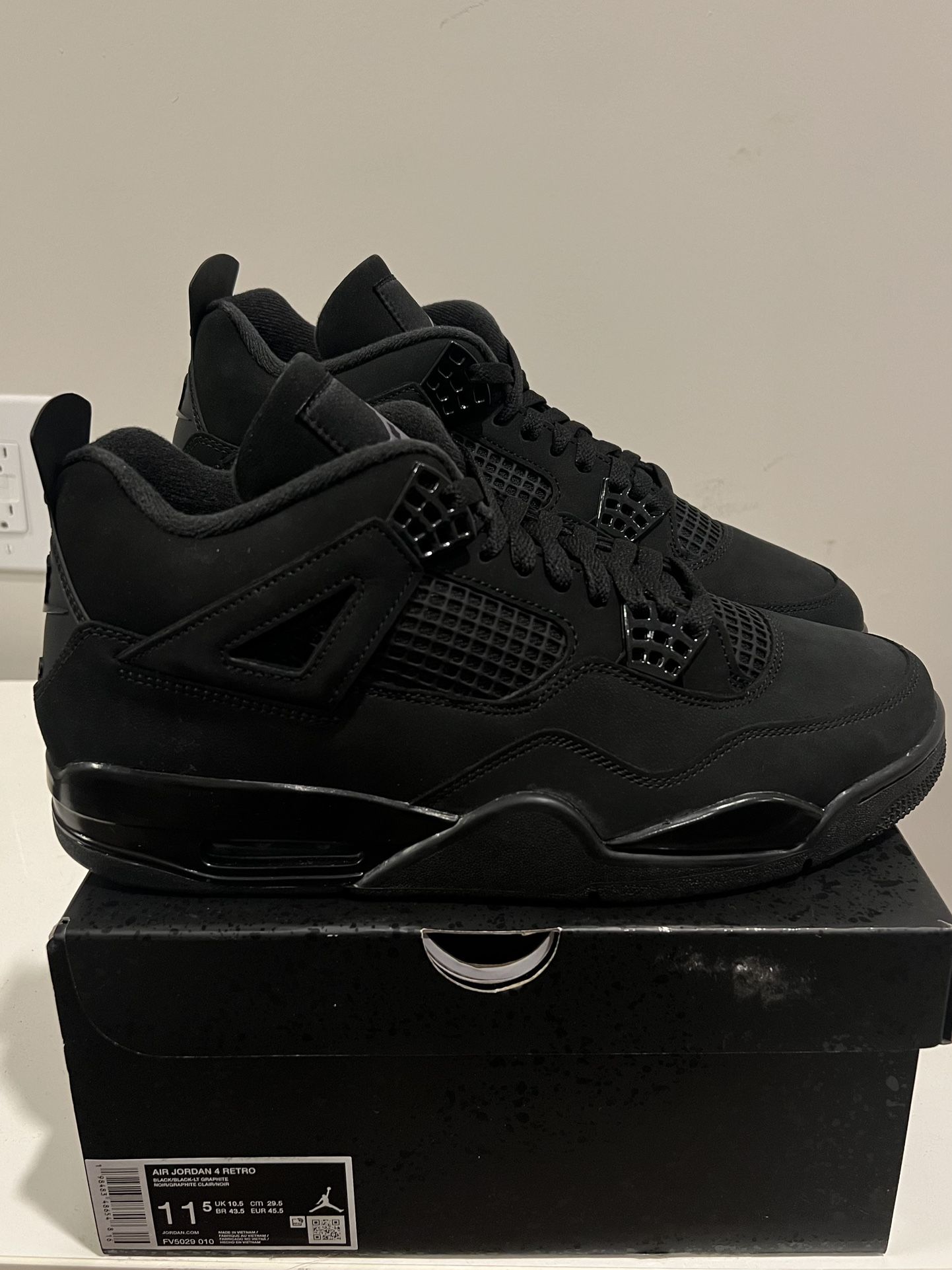 Nike Air Jordan 4 “ Black Cat “ (2025)