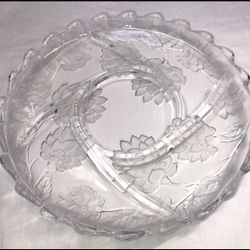 Crystal Clear Studios Chrysanthemum Sectional 13" Round Platter VTG Scallop Edges