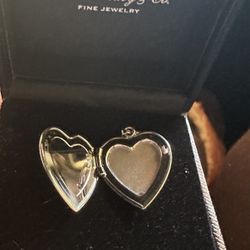 Heart locket Charm 