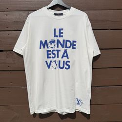 Lv shirt