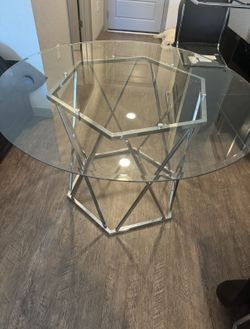 Dining Room Table With 4 Chairs