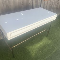 Desk and Standing Desk Converter