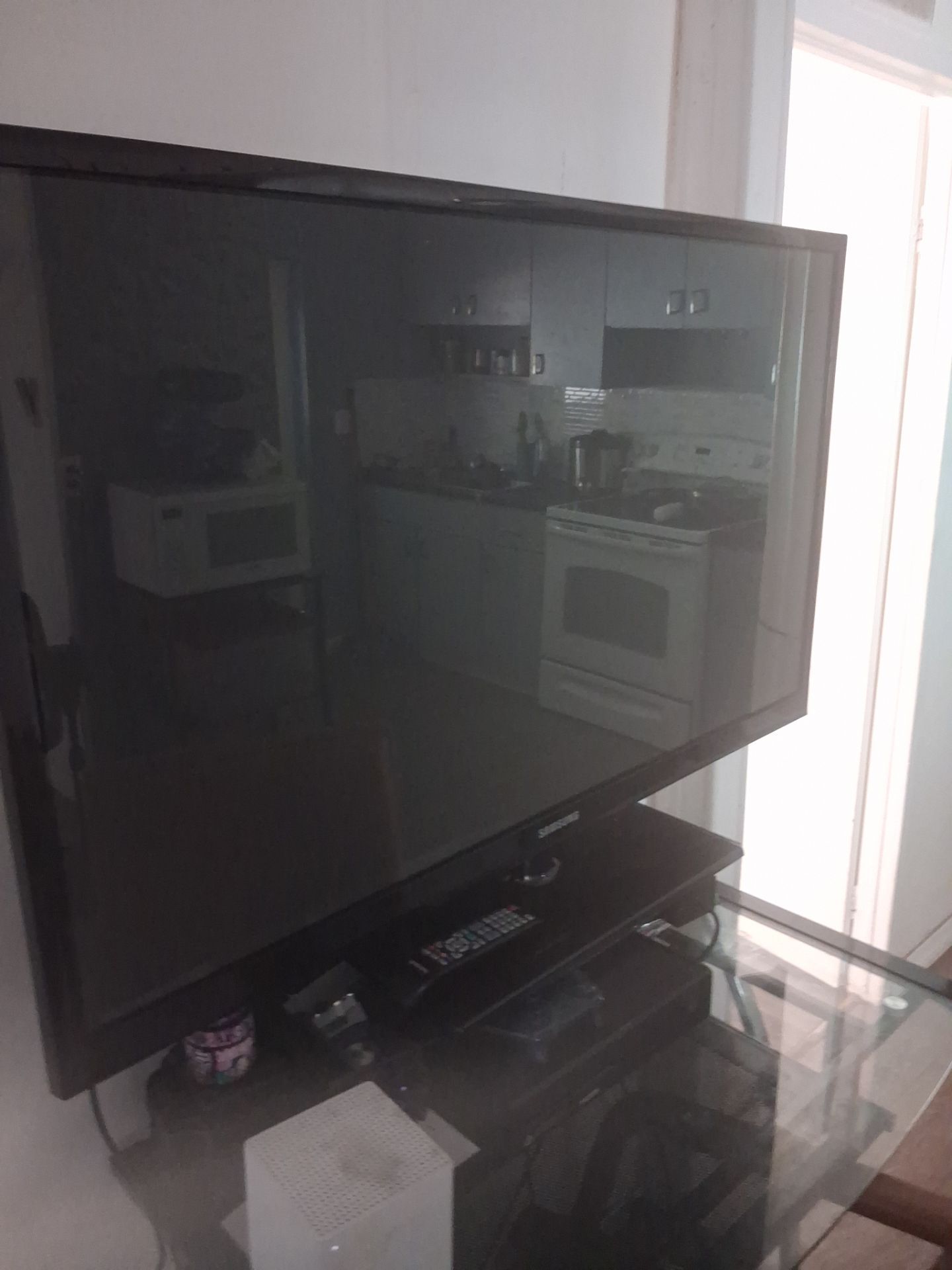 Samsung TV used good condition no issues with remote