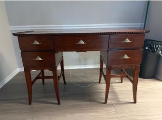 Vintage 1930s-40s Northern Furniture Co. Mahogany Writing Desk | Antique | 5 Drawers