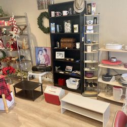 Indoor Yard Garage Moving Sale South Scottsdale Kitchen Christmas Shelves 