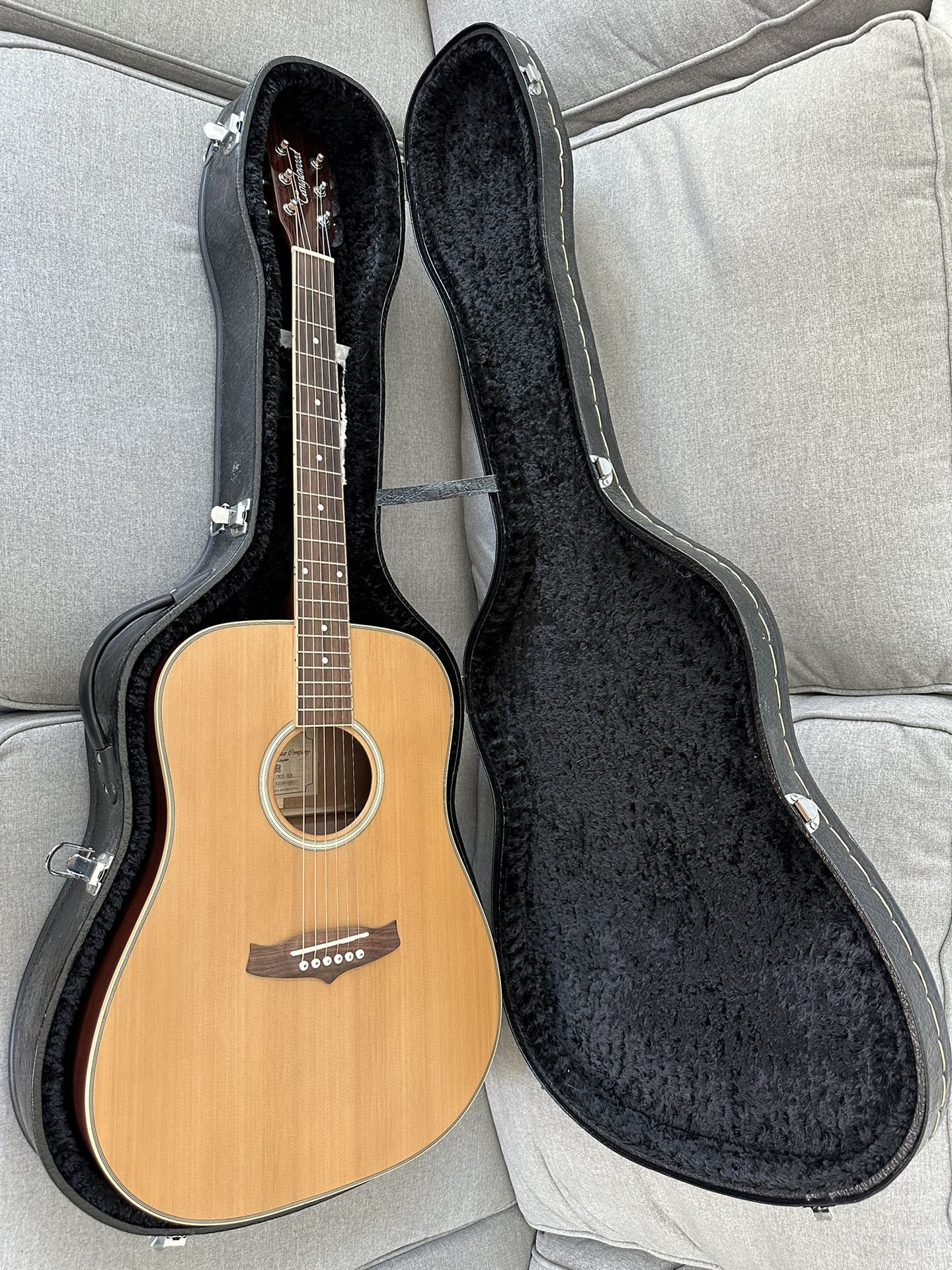 Tangelwood Evolution TW28 CLN Guitar With Case