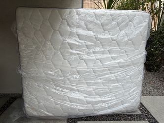 Queen size 13” deep-pillow-top Mattress