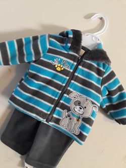 Newborn outfit