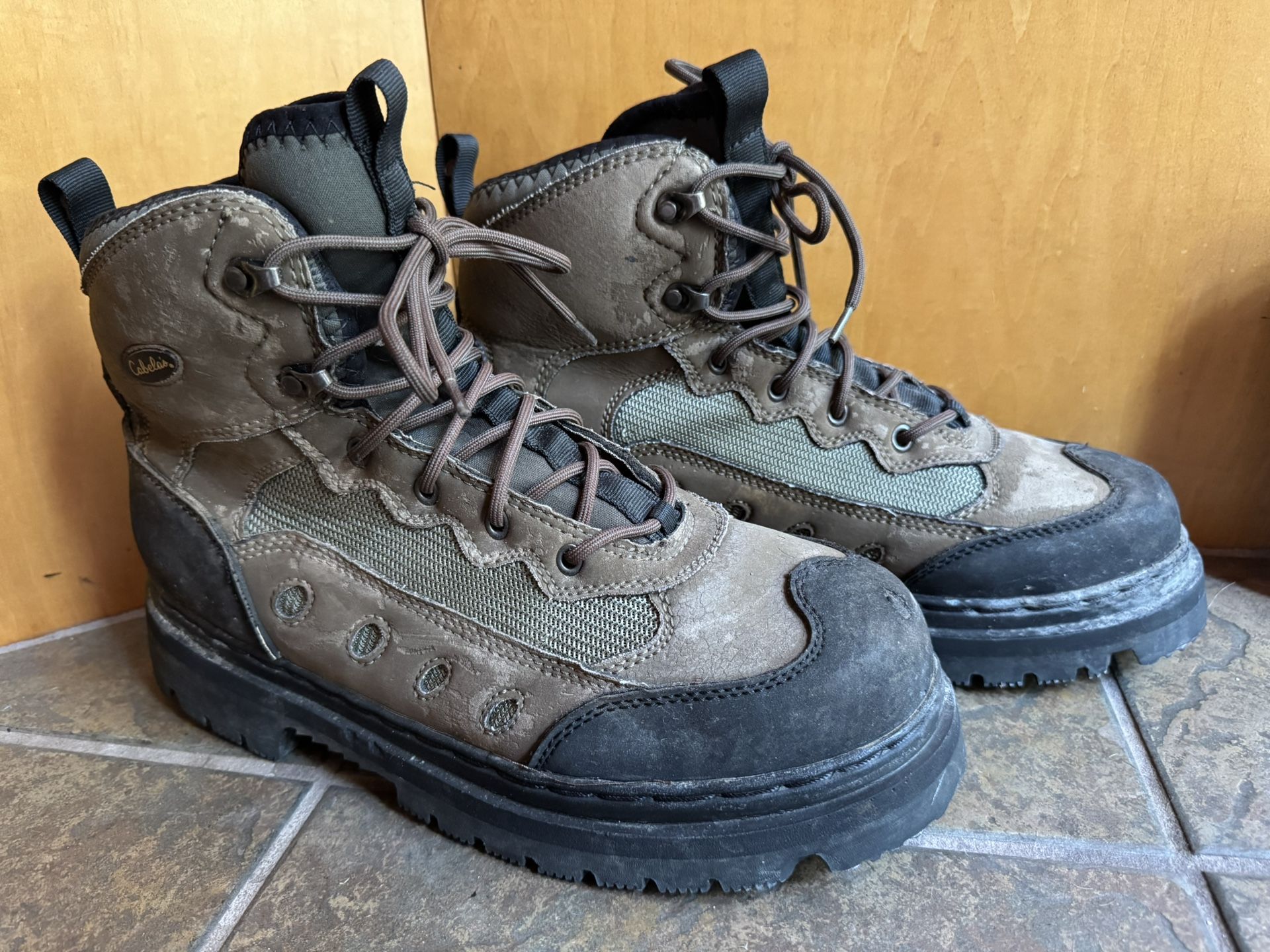 Cabelas Lug Sole Wading Fishing Boots Mens Size 13 Brown Leather Lace Up 83-1509