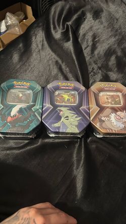 Pokémon TCG Tin Set – Darkrai, Tyranitar, Slaking