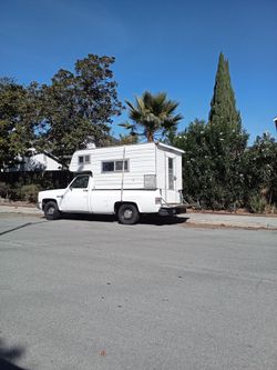 Truck camper
