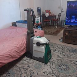 Commercial Carpet cleaner 