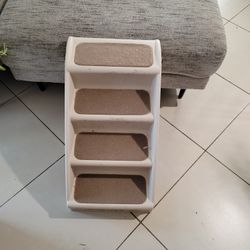 Pet Ladder.