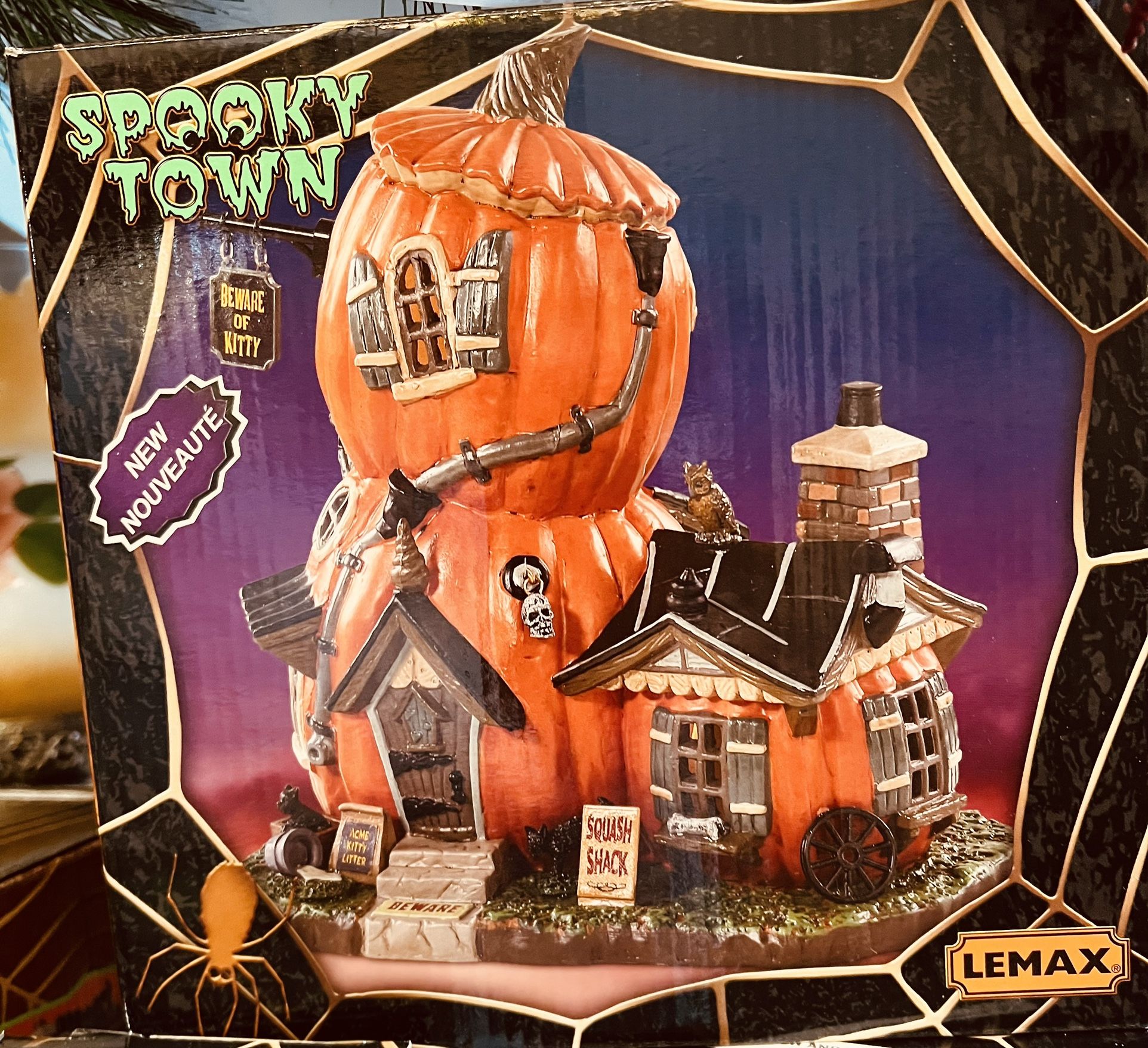 Lemax Halloween Holiday Houses And Accessories.