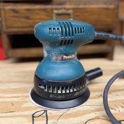 * * * ORBITAL & 1/4 SANDERS - MAKITA & CRAFTSMAN * * * 