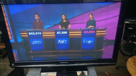 PANASONIC 42" PLASMA TV