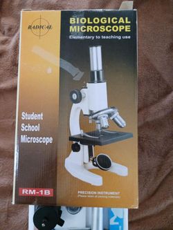 Student microscope